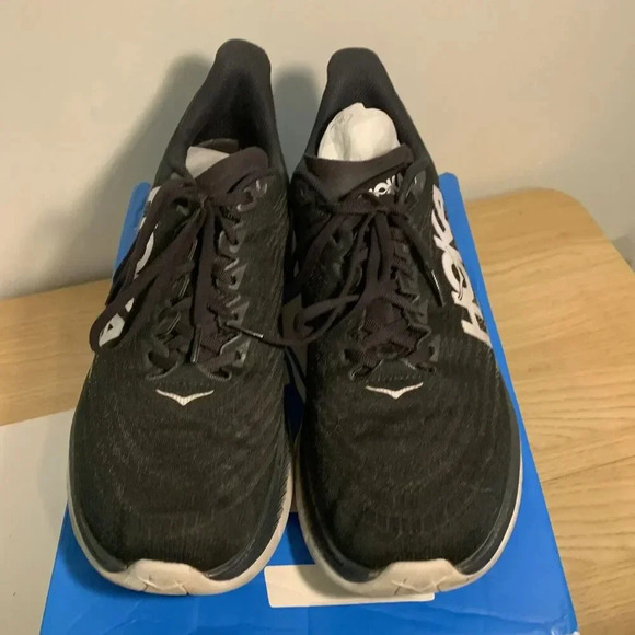 1525: Pro Fly-Black/White-US 11.5 Mens - Picture 4 of 4